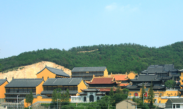 古建筑設計在佛教寺廟中的宗教精神與人文關懷